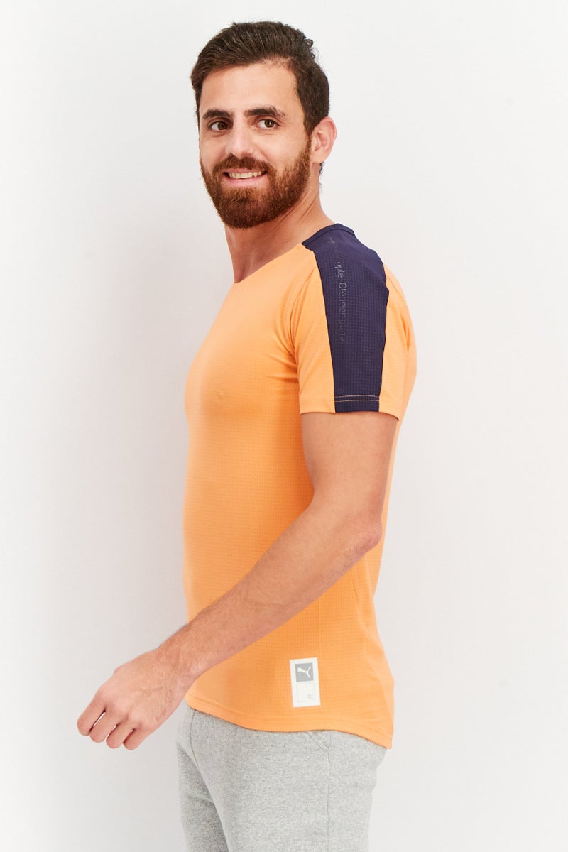 PUMA تي شيرت تدريب بومّا x فيرست مايل للرجال بقصة عادية بشعار العلامة التجارية، برتقالي - Image 4